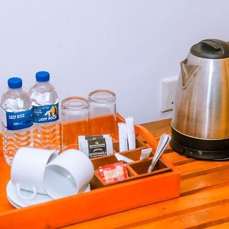 Surf Sea Breeze Hotel Мириса Екстериор снимка